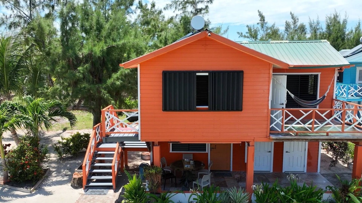 Belize City Cabin | Therapy - Cabin 1 at St. George's Caye
