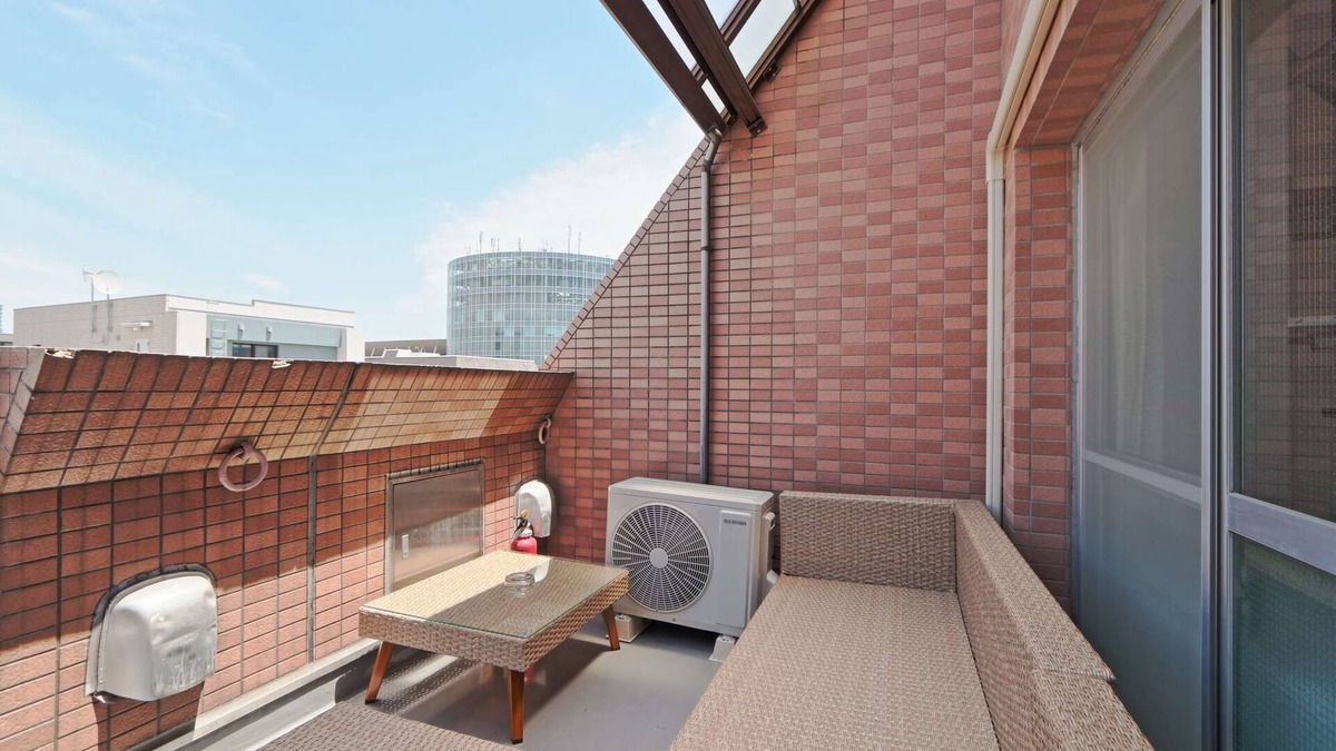 Sendagaya Apartment | There are 1 bed room with 2 double beds