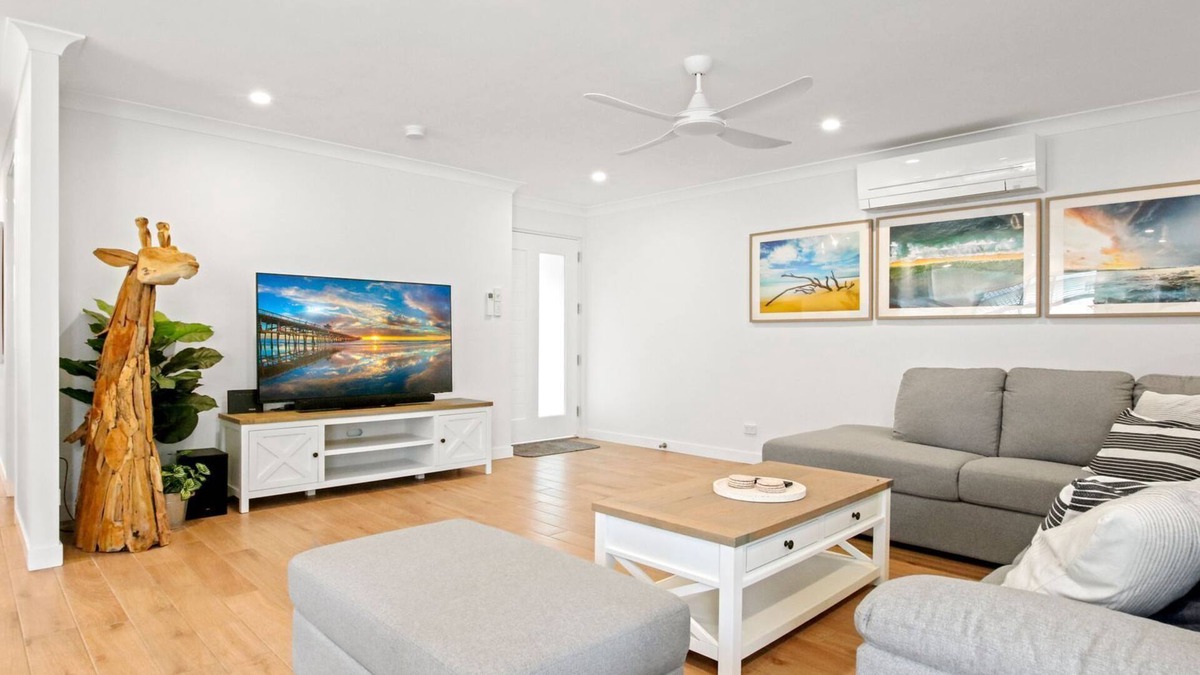 Golden Beach House | Theresa St 16, Golden Beach