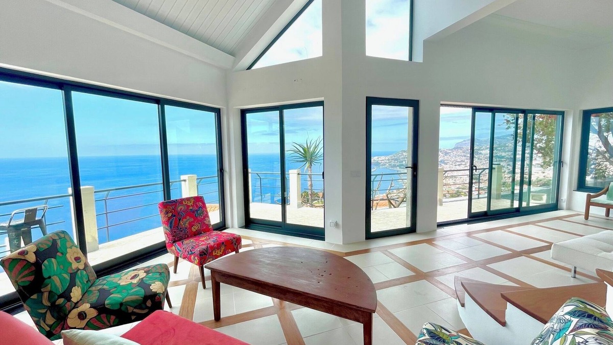 Sao Goncalo House | THEVIEW- 3-bedroom Villa in Funchal São Gonçalo