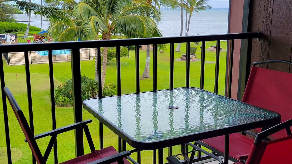 Kaunakakai House | Third-floor condo with ocean views, WiFi, pool, grills & washer/dryer