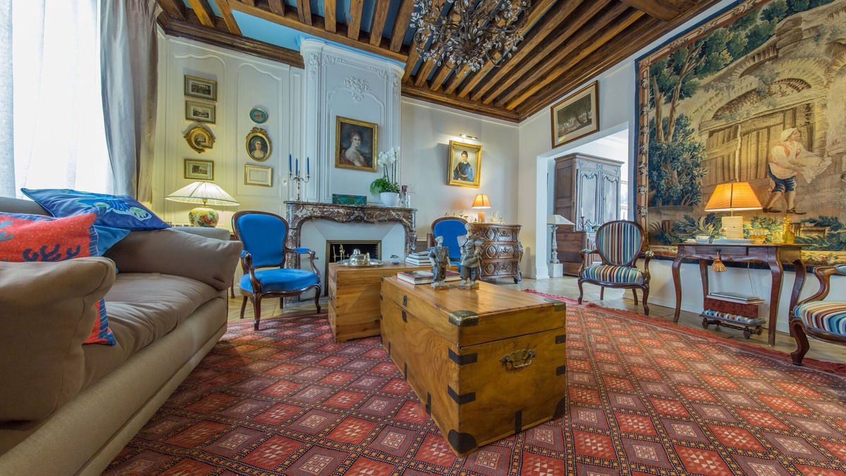 Bourgogne Apartment | This 10th Century home sits in an exceptional setting in the center of Orléans