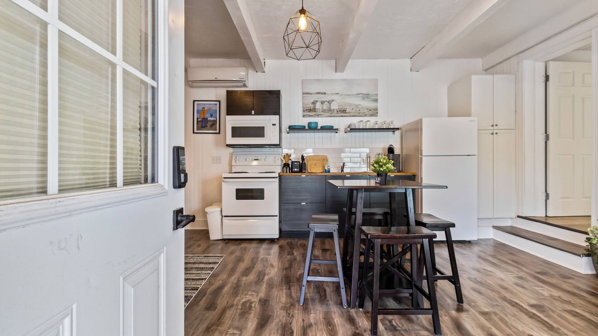 Shediac Apartment | This apartment is a 1 bedroom(s), 1 bathrooms, located in Shediac, NB.