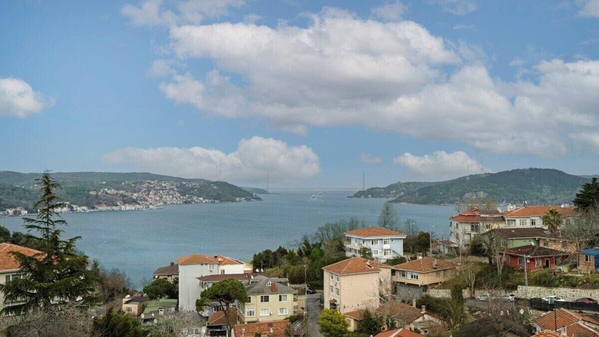 Tarabya Mahallesi Apartment | This apartment is a 2 bedroom(s), 1 bathrooms, located in Sarıyer, İstanbul.