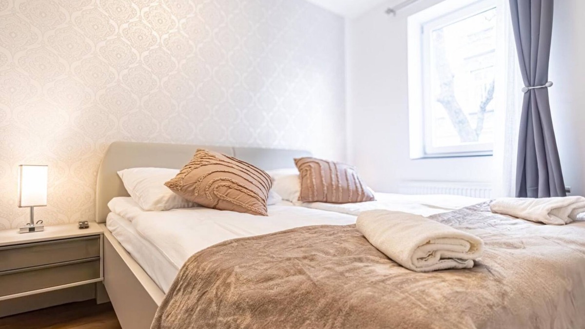 Vienna Apartment | This cozy and spacious 1-bedroom, 1-living room apartment is thoughtfully design