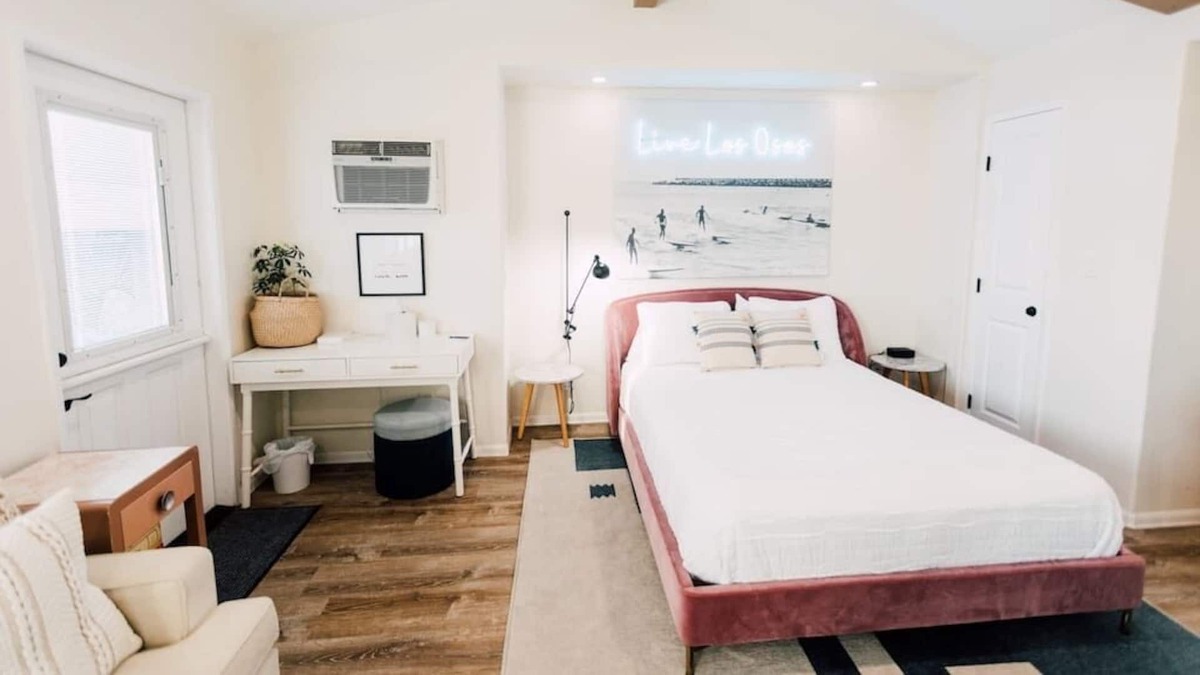 Baywood Park House | This guest house is a 2 bedroom(s), 1 bathrooms, located in Baywood-Los Osos, CA.