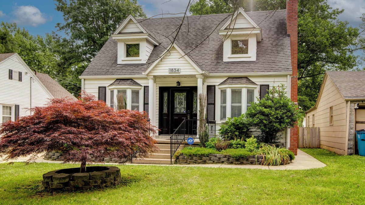 Springfield House | This house is a 3 bedroom(s), 2 bathrooms, located in Springfield, MO.