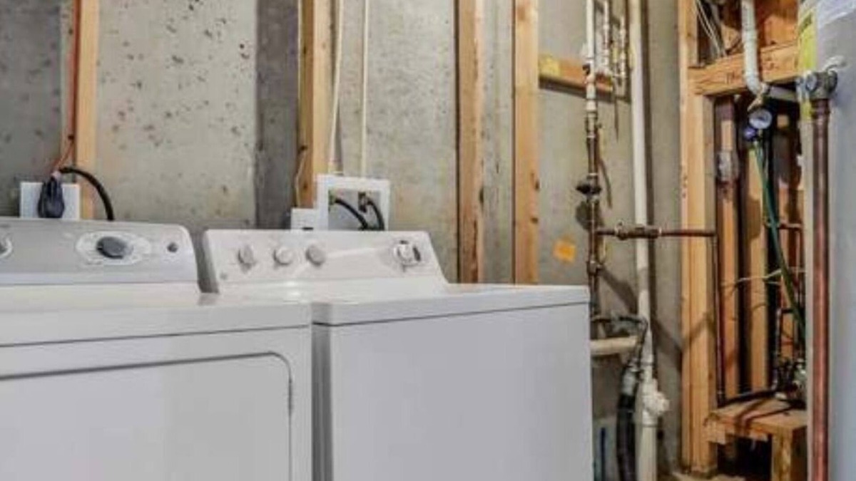 Hagerstown House | This property will be fully furnished and available June 15, 2024.