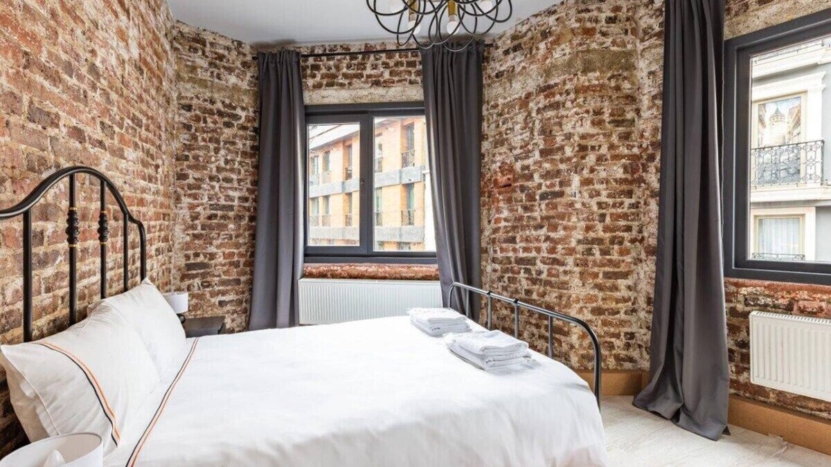 Tophane House | This special place is close to everything, making it easy to plan your visit
