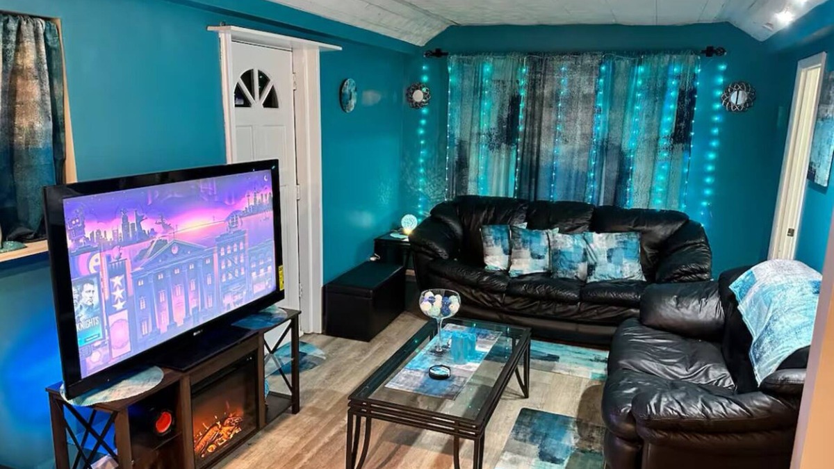 Smyrna House | This special place is close to everything, making it easy to plan your visit.