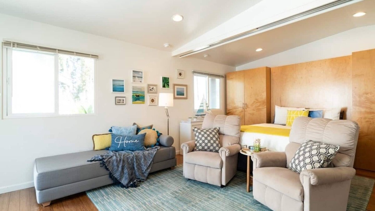 South Mission Beach Apartment | This studio is a 0 bedroom(s), 1 bathrooms, located in San Diego, CA.