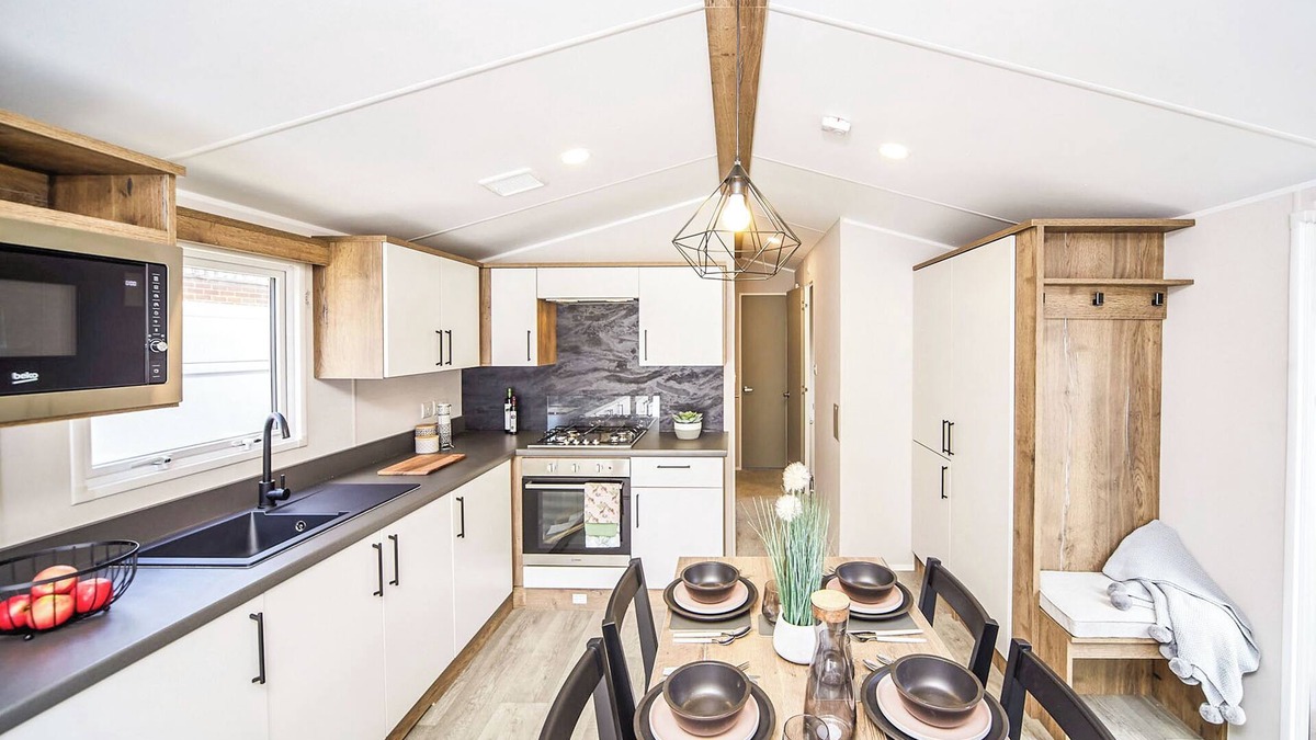 Guisborough House | This stunning holiday home with a double bedroom and en suite W.