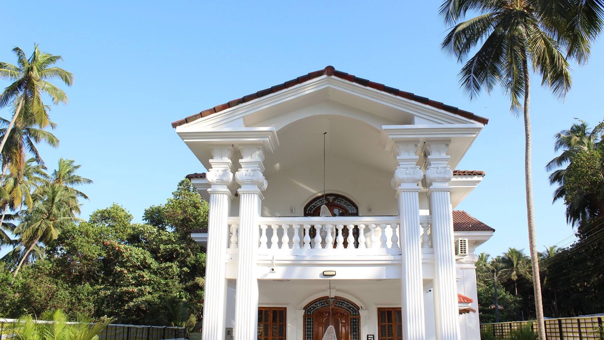 Morjim Villa | This ultra-luxurious villa with contemporary art deco architecture.