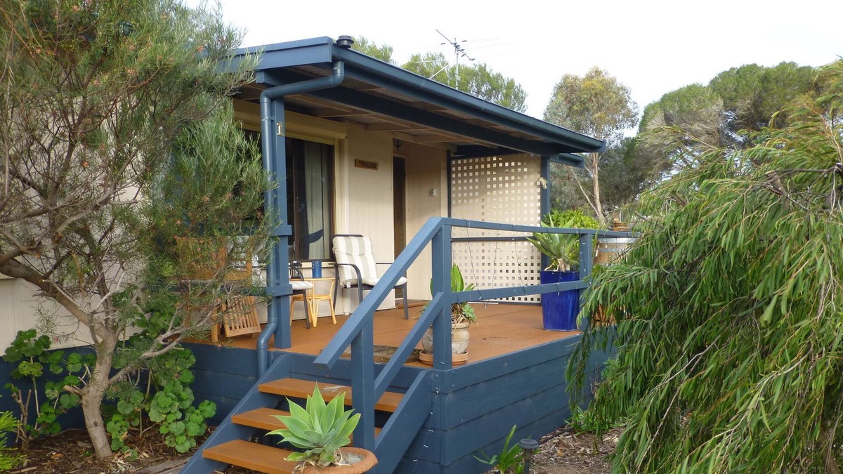 Alexandrina House | THISLDOO HOLIDAY HOUSE CLAYTON BAY