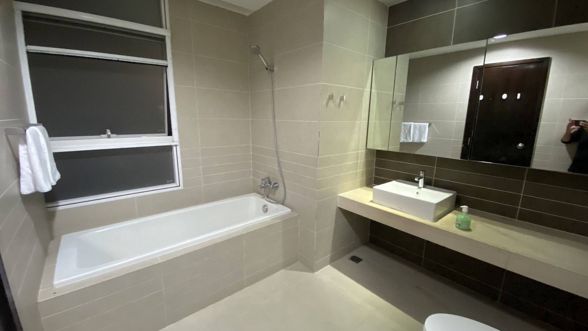 District 7 Condo | Three bedroom apartment Right in the city center