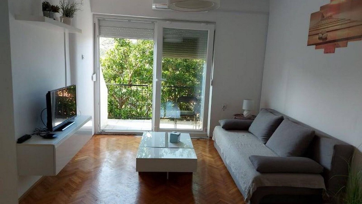 Necujam Apartment | Three bedroom apartment with balcony and sea view Nečujam, Šolta (A-13884-b)