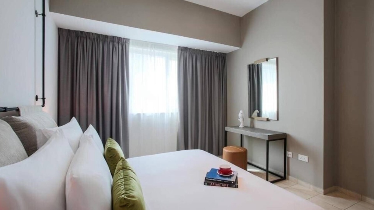 Dubai Marina Hotel | Three Bedroom Apartment In Marina By E R