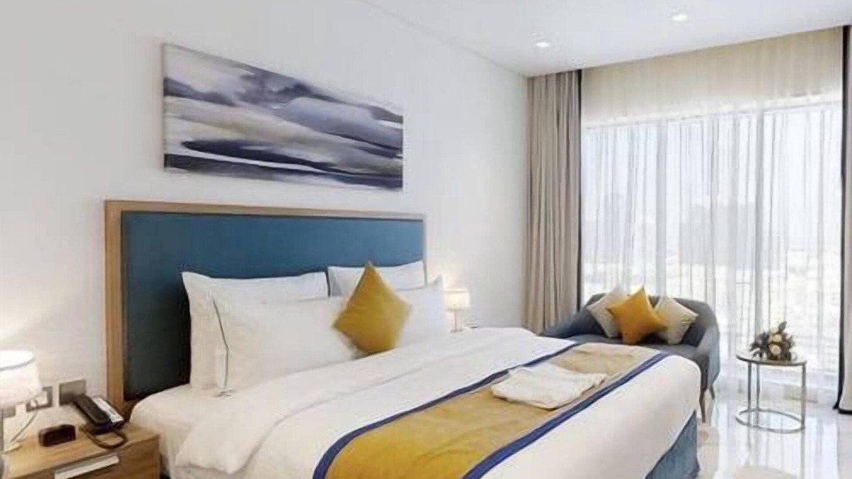 Al Mankhool Apartment | Three Bedroom Apartment Near Al Maya Supermarket By Luxury Bookings AD