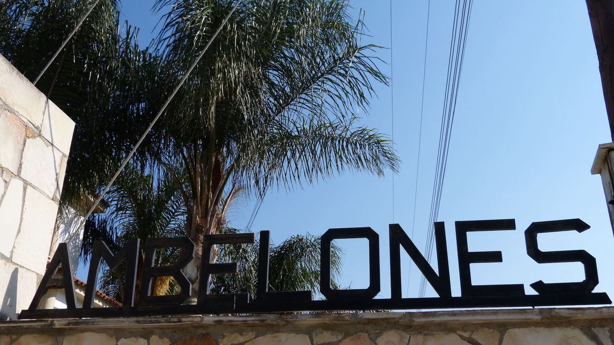 Pissouri House | Three Bedroom Bungalow in a Beautiful Beach Resort