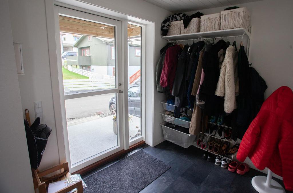 Hvitanes Apartment | Three bedroom house close to nature and capital