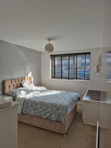 Redhill Bed & Breakfast | Three bedroom house with a garden