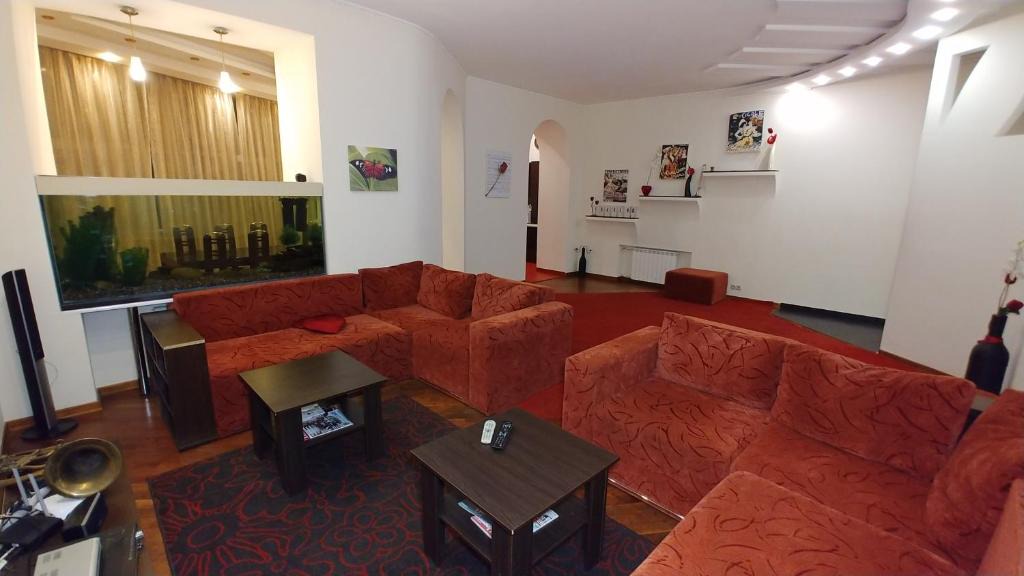 Besarabka Apartment | Three bedroom. Lux. 20a Shota Rustaveli St. Centre