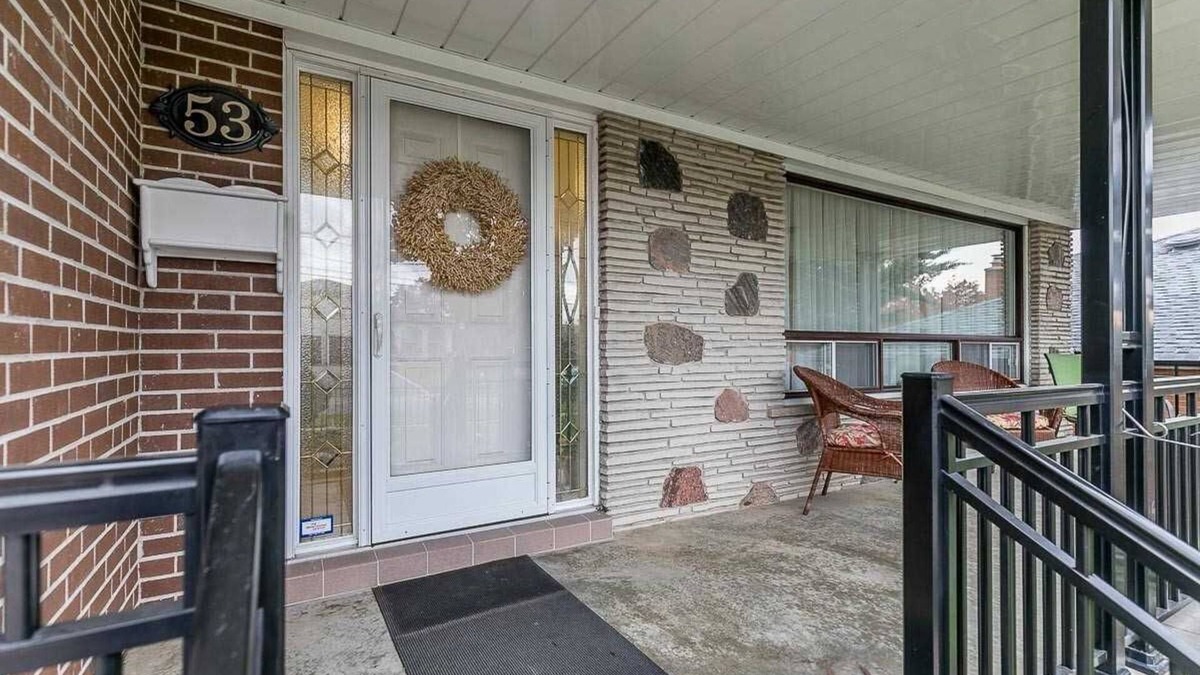 Humber Summit House | three bedroom whole unit in main floor, free parking