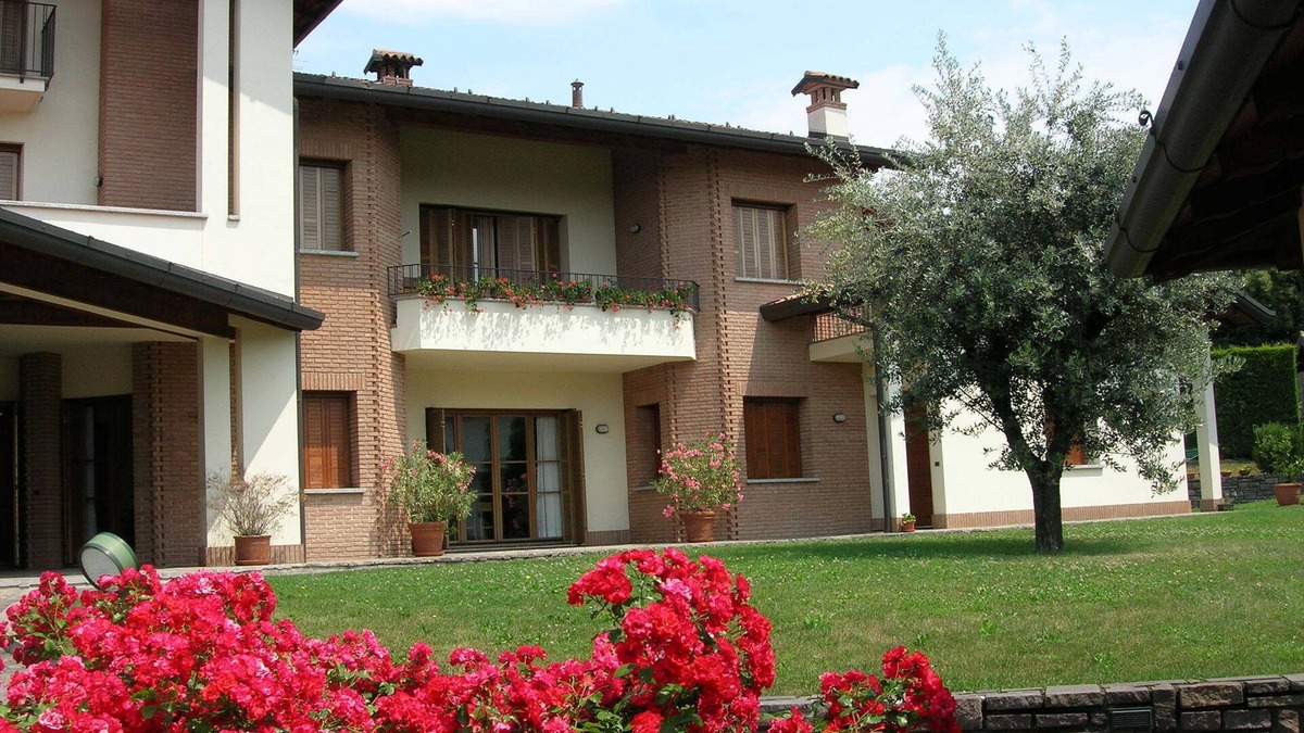 Villa Guardia Bed & Breakfast | Three bedrooms Apartment in a B&B