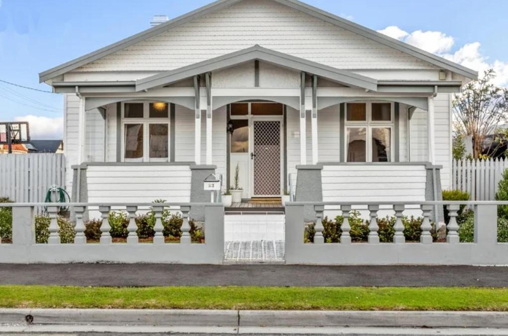 Invermay House | Three Bedrooms Hermay Cottage