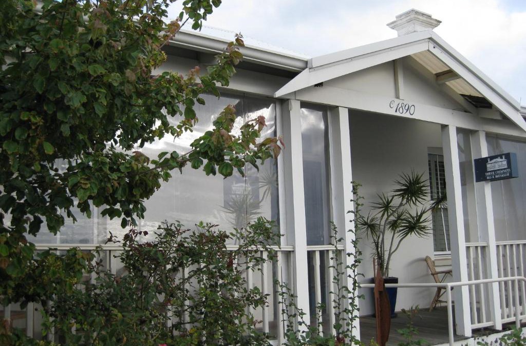 Albany House | Three Chimneys Bed and Breakfast Boutique Guest House