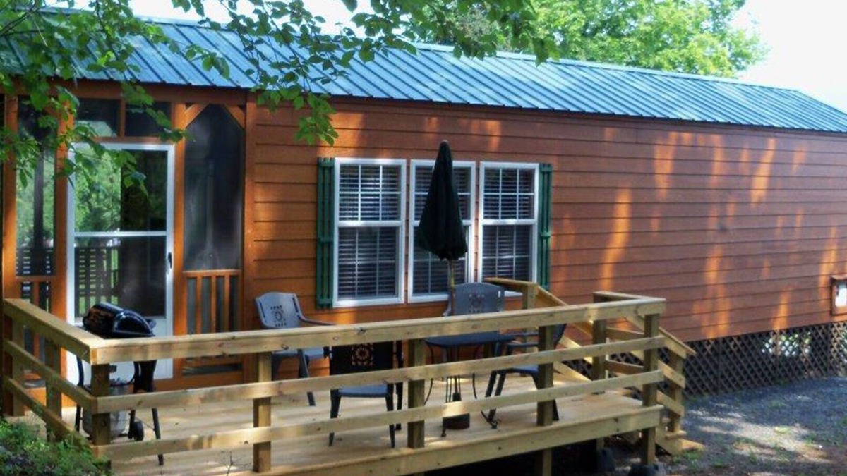 Bentonville Cabin | Three Chimneys Cabin with Beautiful Views of the Shenandoah Valley