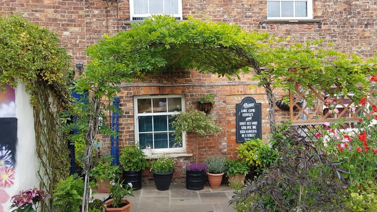 Bedale Hotel | Three Coopers