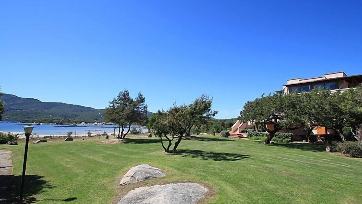 Porto Rotondo Apartment | Three-room apartment 50m from the sea near Porto Rotondo in a modern setting