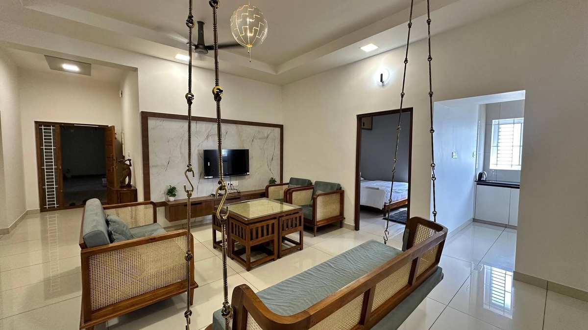 Pollachi Hotel | Thulasi Avenue