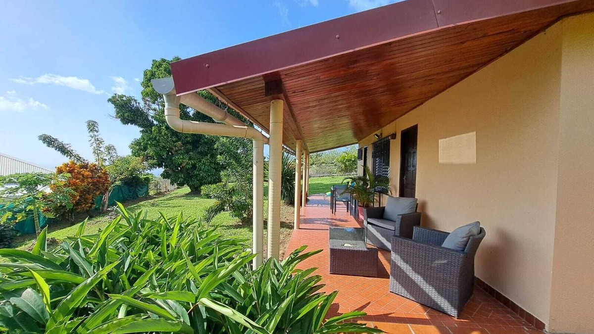 Le Morne-Vert Villa | Ti' Chalet 2 pers North Caribbean, close to beaches and mount Pelée
