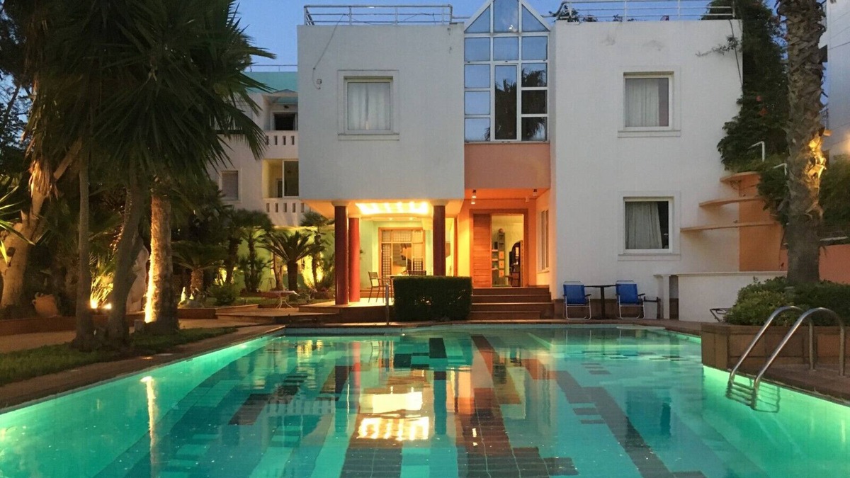 Glyfada Villa | Tichis 13