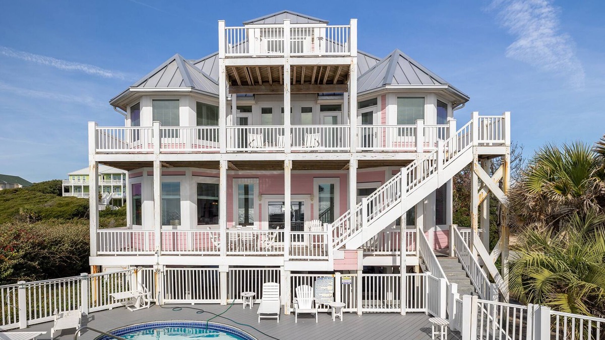 Emerald Isle House | Tickled Pink, Oceanfront Home in Emerald Isle, NC!