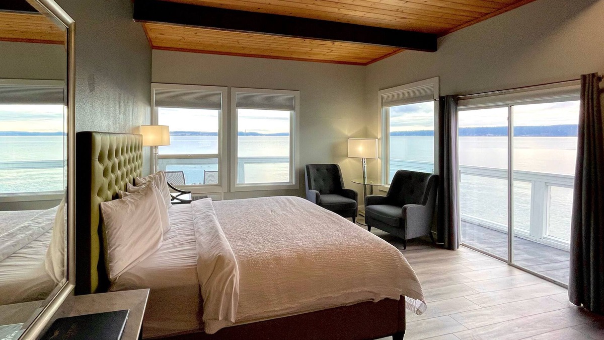 Port Townsend Hotel | Tides Inn & Suites
