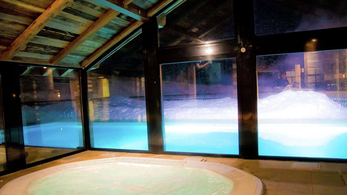Val Cenis Apartment | Tidy apartment on the slopes in great Val Cenis