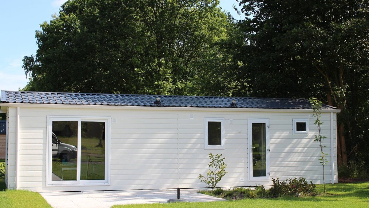 IJhorst Ski Chalet | Tidy furnished chalet 1 km from a national park