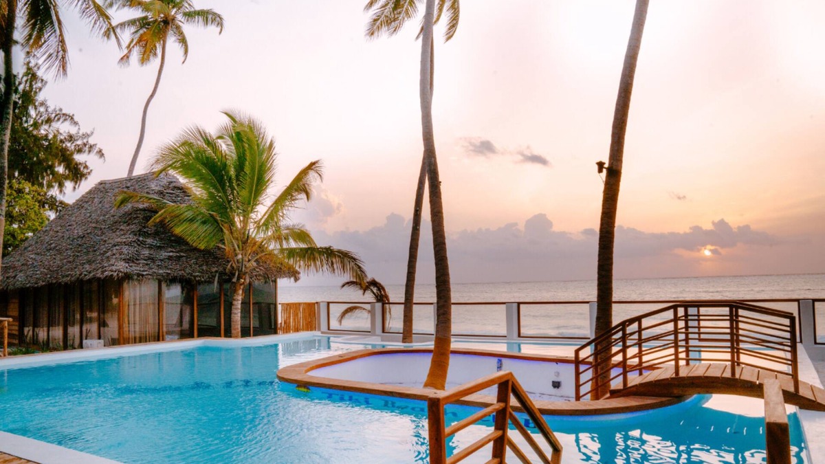 Bwejuu Beach Hotel | TIKI Beach Club and Resort