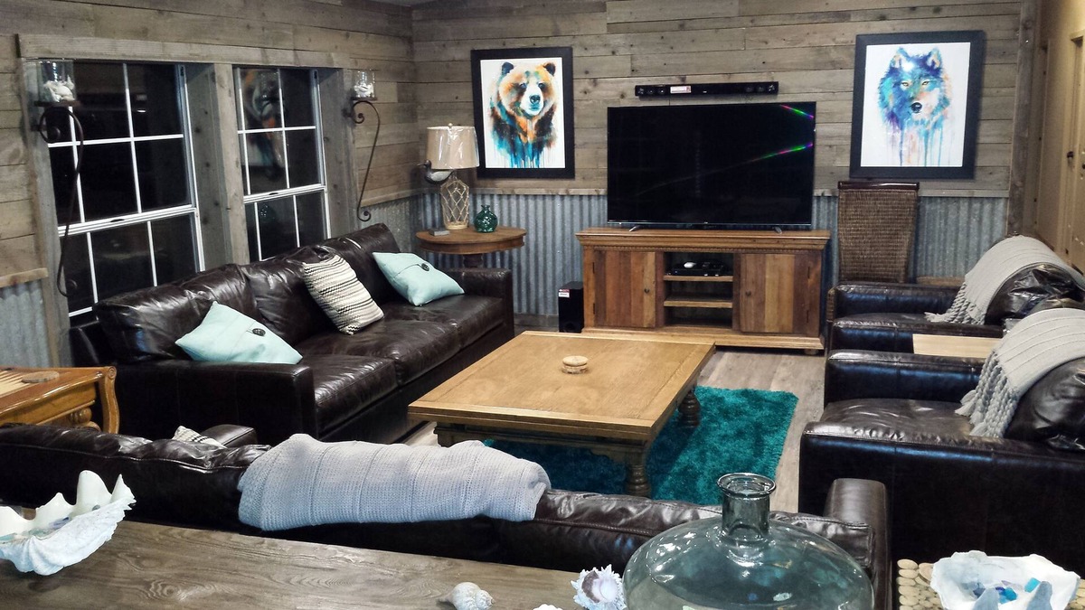Saunders Lake Cabin | TIMBER DUNES Dune Access comfy woodland cabin