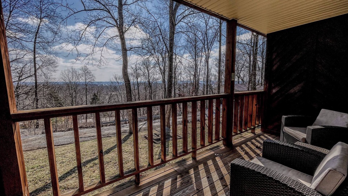Jamestown Hotel | Timber Pointe Resort