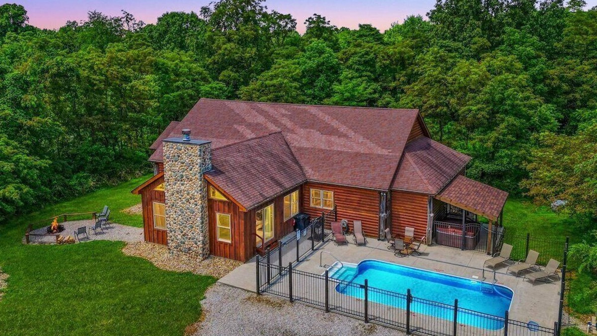 Rockbridge Cabin | Timber View | Pool | Lodge