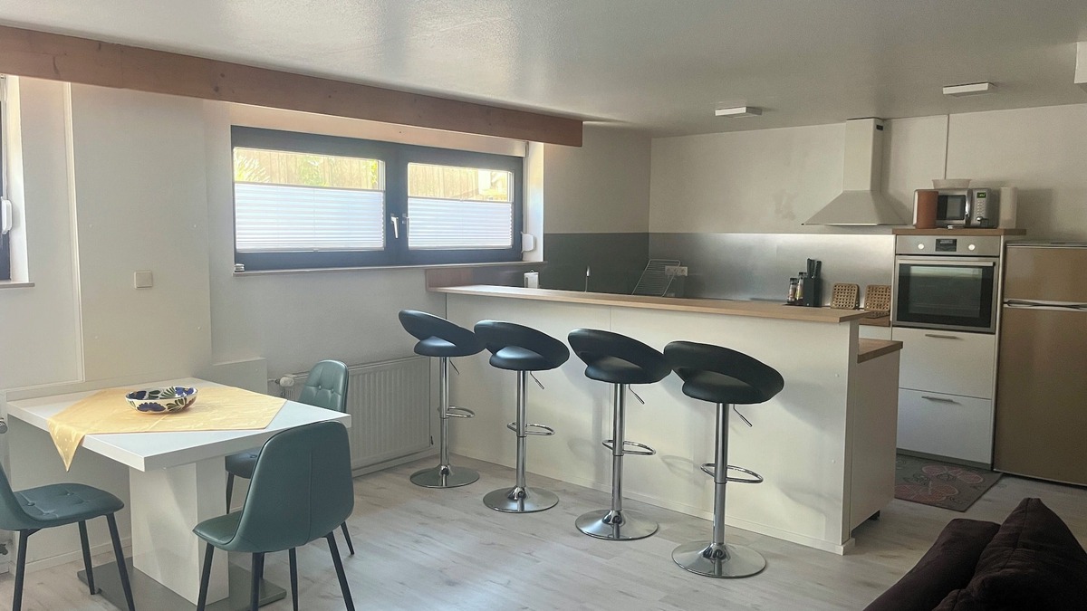 Bad Mingolsheim Apartment | Time out 2/bright spacious vacation apartment