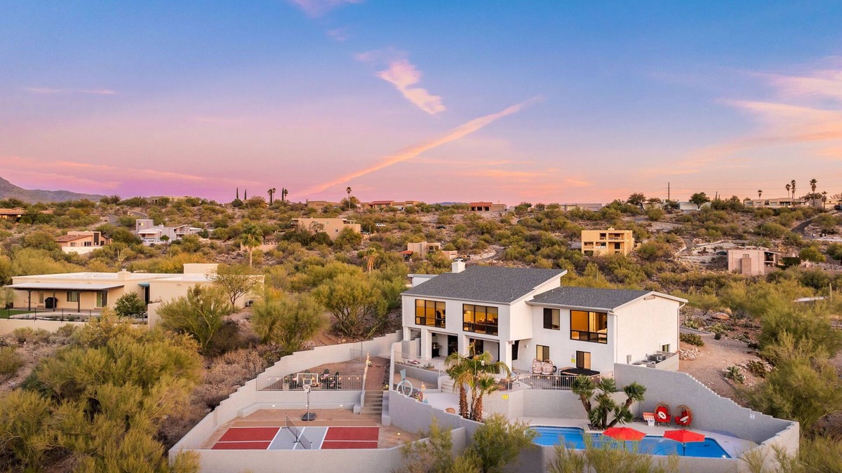 Cimarron Foothills Estates House | Time-Out in Tucson! Heated Pool/Hot Tub/Game Room/Fire Pit/Pickleball