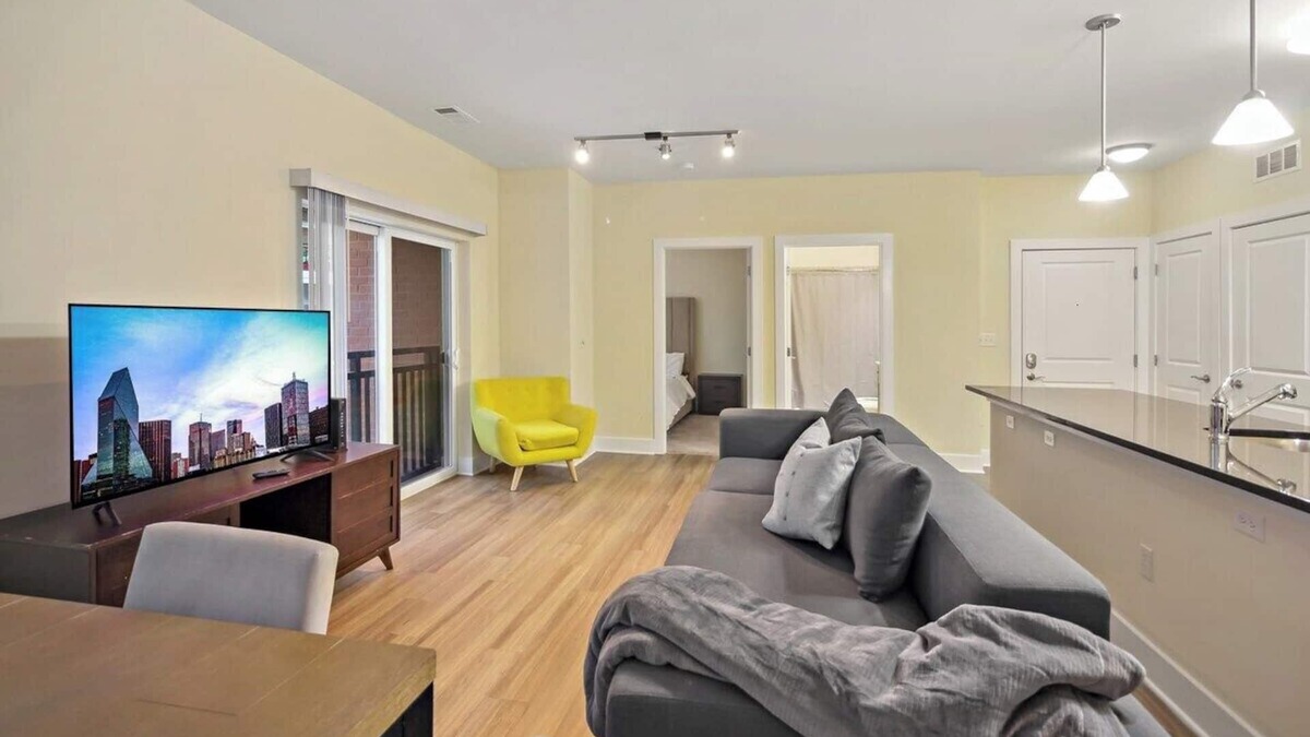 Southwest Quadrant Apartment | Time to Relax | Location | Old Town | 2 Bedrooms