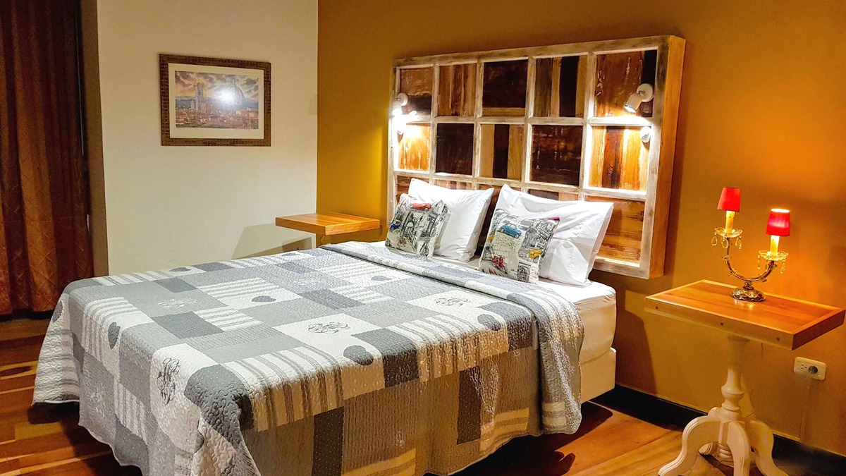 Centro Historico Apartment | Timeless Elegance Meets Modern Comfort in Quito’s Historic Center