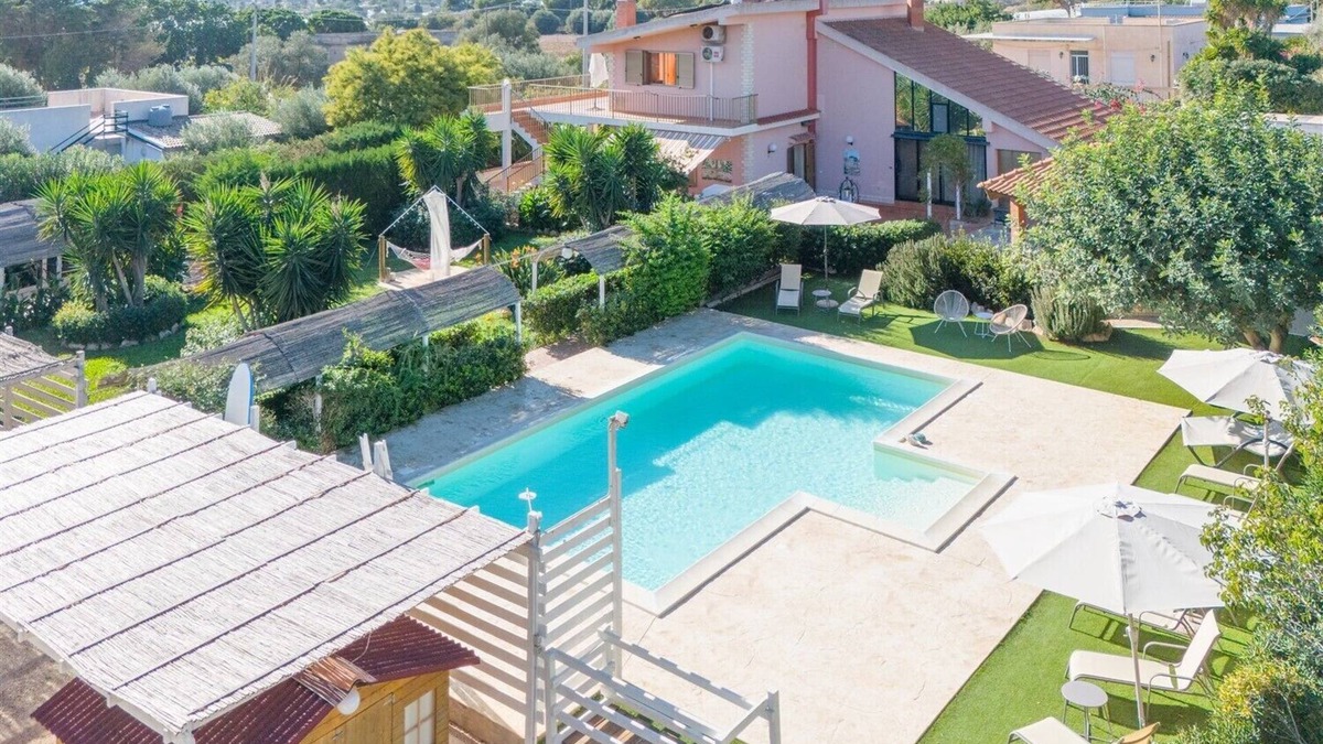 Santa Croce Camerina Villa | Timparosa, villa with private pool 2 km from the sandy beach in Punta Secca