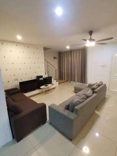 Bintulu House | Ting Bintulu Homestay